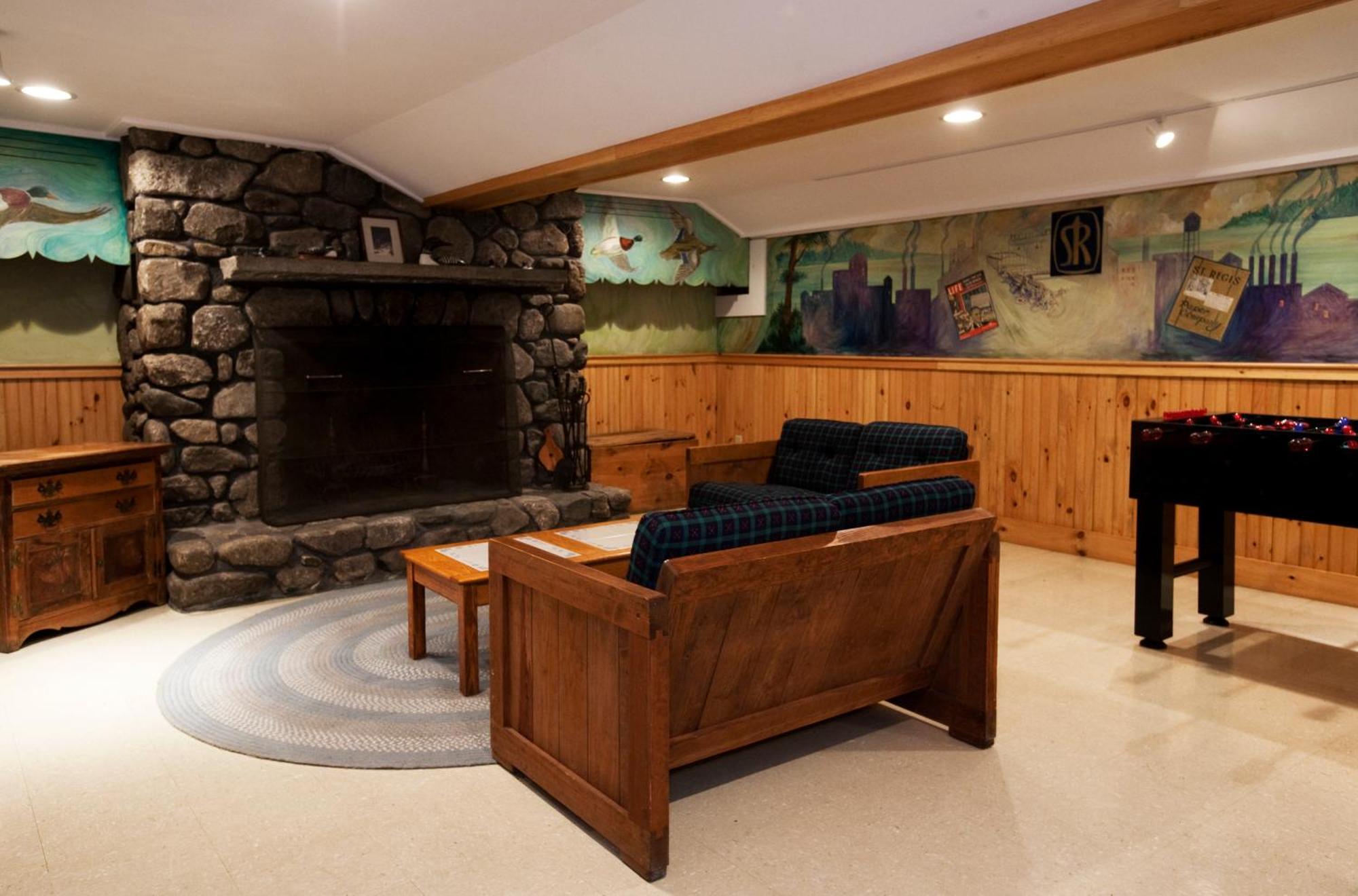 Alamoosook Lakeside Inn Orland Екстериор снимка