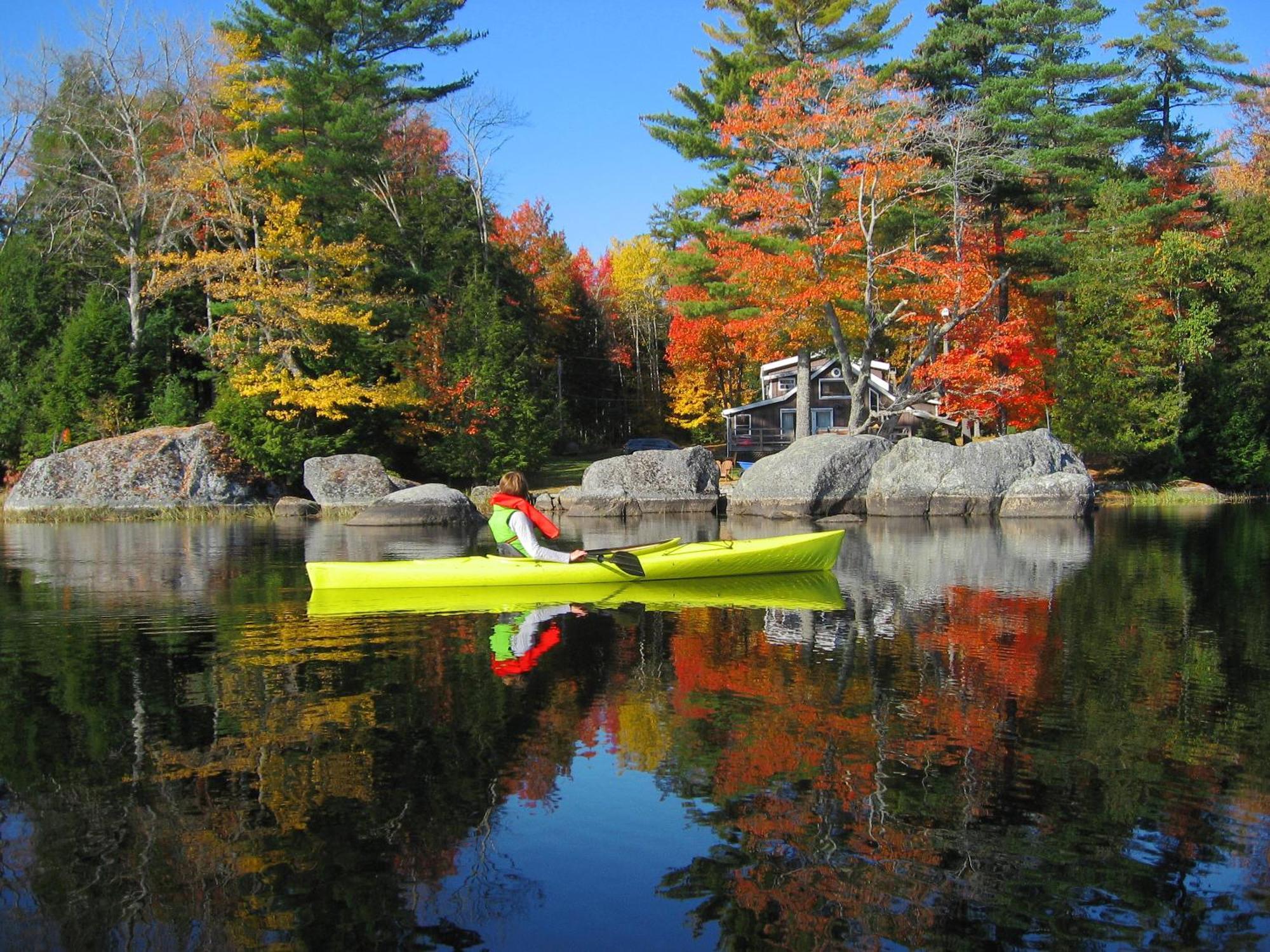 Alamoosook Lakeside Inn Orland Екстериор снимка